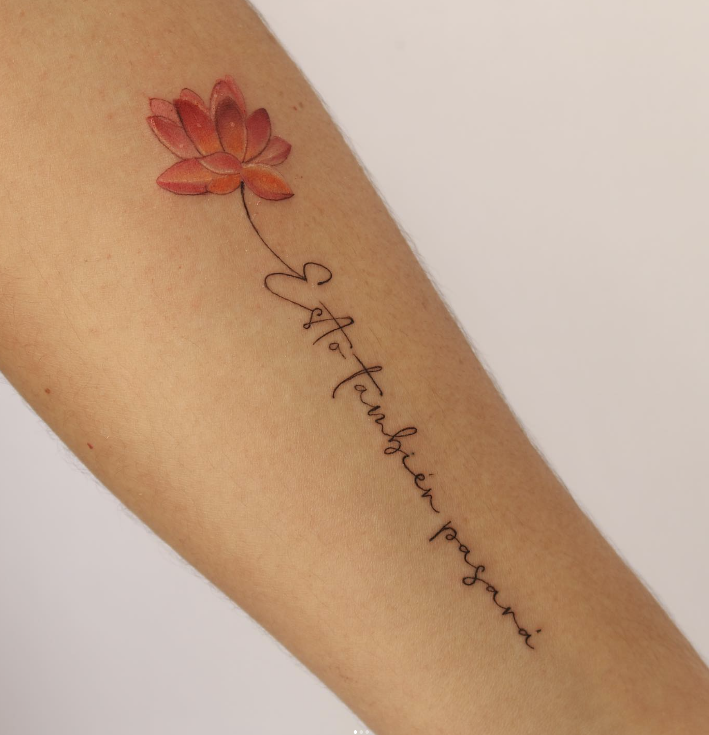 Tatuaje ornamental elegante